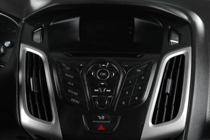 Ford Focus III с пробегом 2014 года, цена 789 000 рублей, 247900 км, хэтчбек, Автокод Объявления