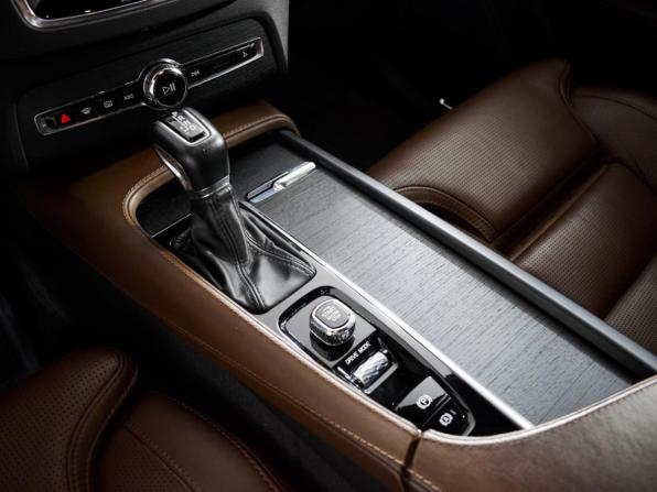 Volvo XC90 II Рестайлинг 1 с пробегом 2020 года, цена 5 025 000 рублей, 102864 км, внедорожник, Автокод Объявления