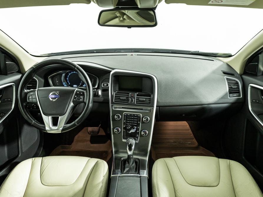 Volvo XC60 I Рестайлинг Санкт-Петербург  - изображение 13