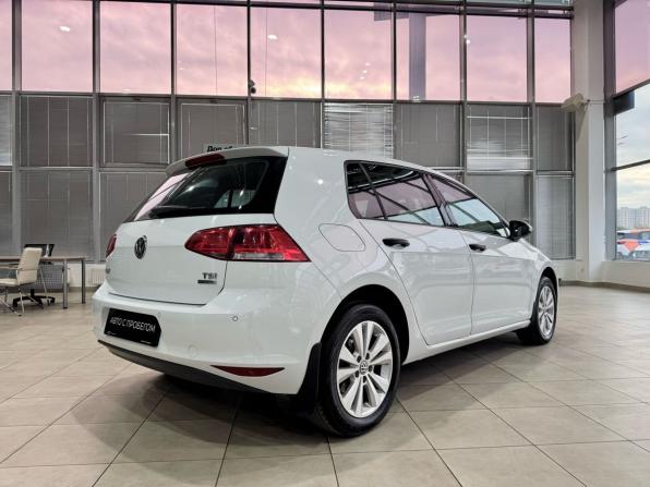 Volkswagen Golf VII с пробегом 2013 года, цена 975 000 рублей, 149653 км, хэтчбек, Автокод Объявления