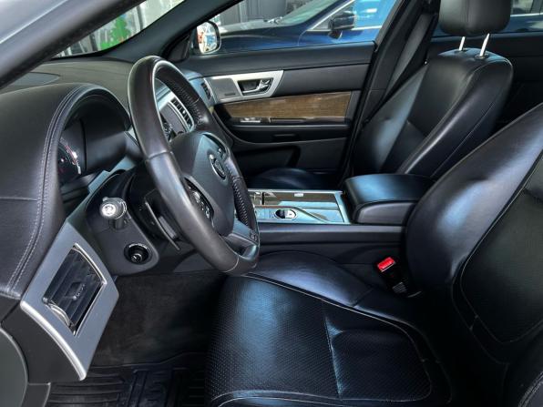 Jaguar XF I Рестайлинг с пробегом 2014 года, цена 1 550 000 рублей, 201383 км, седан, Автокод Объявления