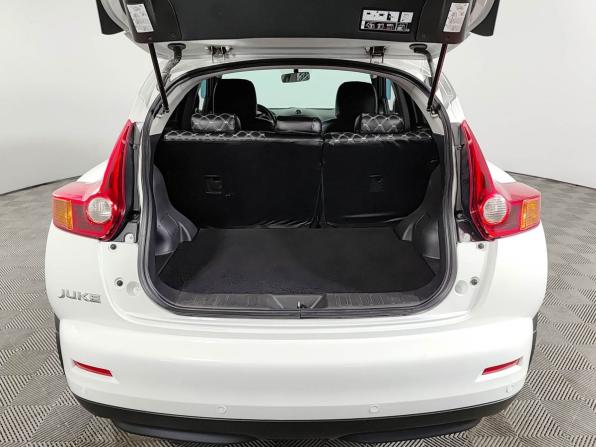 Nissan Juke I с пробегом 2011 года, цена 859 000 рублей, 177555 км, внедорожник, Автокод Объявления