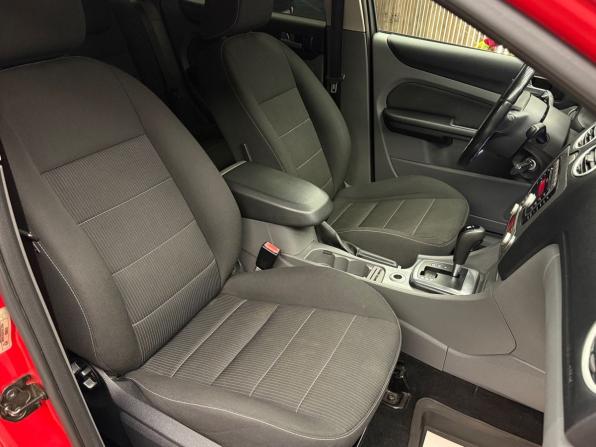Ford Focus II Рестайлинг с пробегом 2010 года, цена 635 000 рублей, 139000 км, хэтчбек, Автокод Объявления