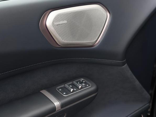 Lynk &amp; Co 900 с пробегом 2025 года, цена 6 898 000 рублей, 15573 км, внедорожник, Автокод Объявления