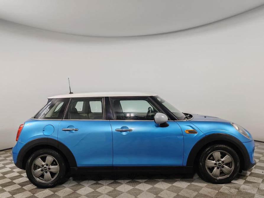 Mini Hatch III (F55/F56) Москва  - изображение 4