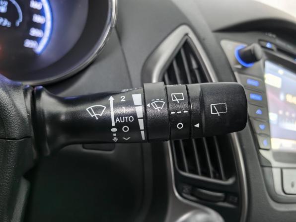 Hyundai ix35 I Рестайлинг с пробегом 2015 года, цена 1 328 000 рублей, 165312 км, внедорожник, Автокод Объявления