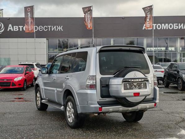 Mitsubishi Pajero IV Рестайлинг 1 с пробегом 2011 года, цена 2 049 000 рублей, 130000 км, внедорожник, Автокод Объявления
