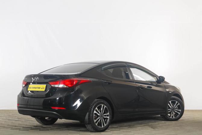 Hyundai Elantra V (MD) Рестайлинг с пробегом 2015 года, цена 1 379 000 рублей, 197000 км, седан, Автокод Объявления