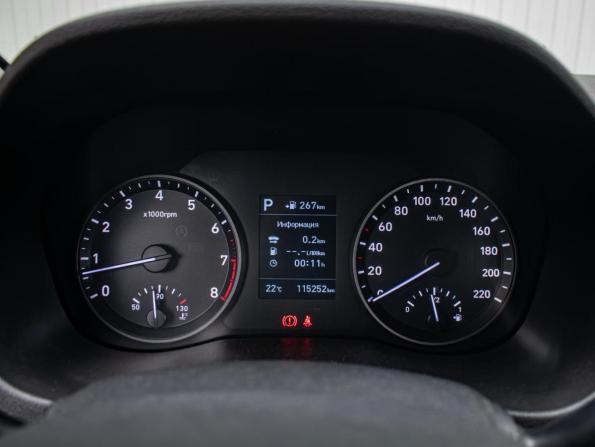 Hyundai Solaris II с пробегом 2018 года, цена 1 275 000 рублей, 115252 км, седан, Автокод Объявления