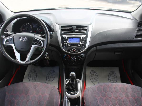 Hyundai Solaris I с пробегом 2012 года, цена 670 000 рублей, 154379 км, седан, Автокод Объявления