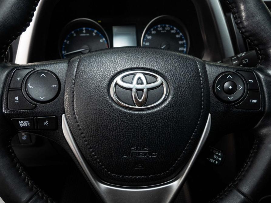 Toyota RAV4 IV (XA40) Рестайлинг Казань  - изображение 9