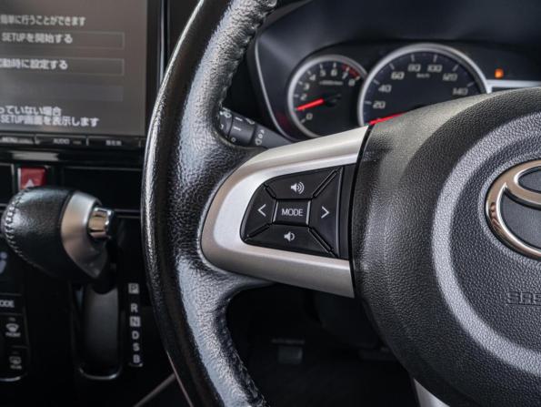 Toyota Roomy I с пробегом 2017 года, цена 1 140 000 рублей, 109731 км, микровэн, Автокод Объявления