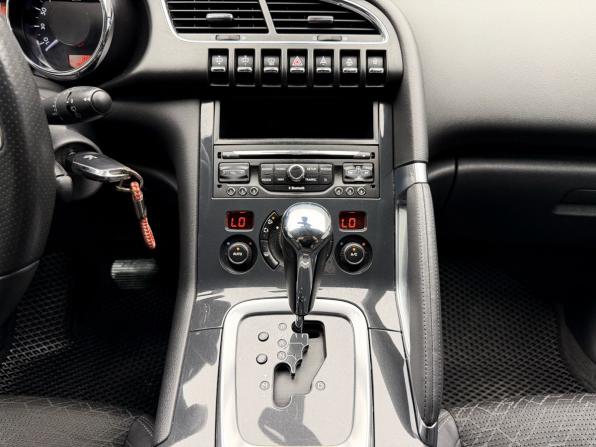 Peugeot 3008 I Рестайлинг с пробегом 2014 года, цена 849 000 рублей, 185819 км, внедорожник, Автокод Объявления