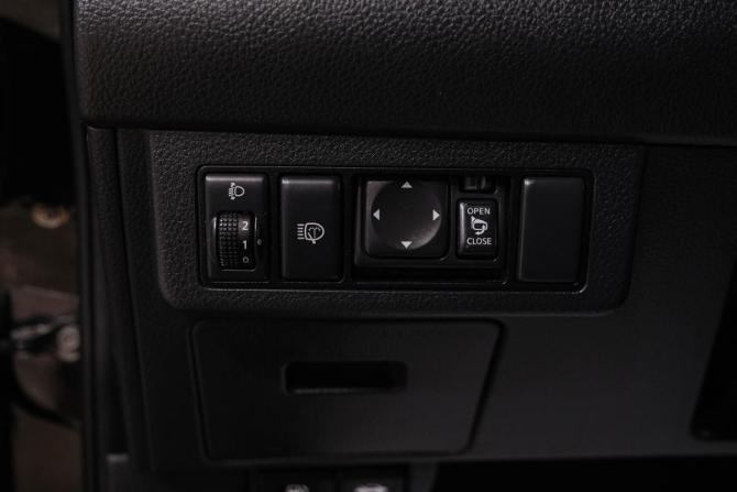 Nissan Tiida I Рестайлинг с пробегом 2010 года, цена 749 000 рублей, 178000 км, седан, Автокод Объявления