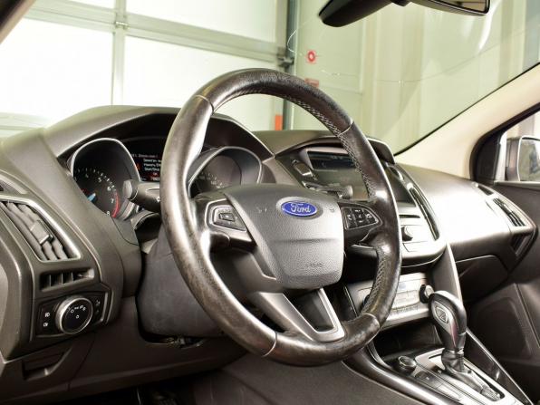 Ford Focus III Рестайлинг с пробегом 2016 года, цена 999 999 рублей, 168274 км, седан, Автокод Объявления