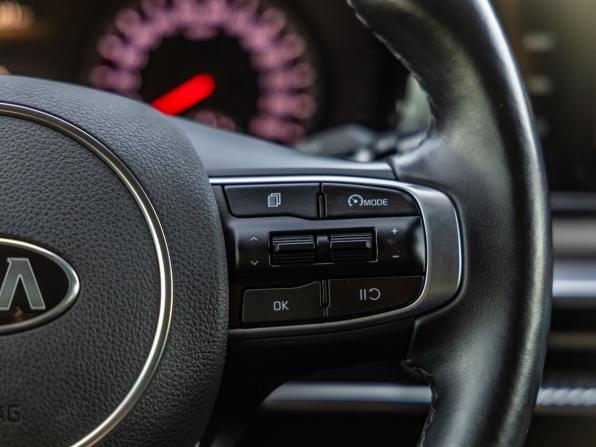 Kia K5 III с пробегом 2021 года, цена 2 550 000 рублей, 132900 км, седан, Автокод Объявления