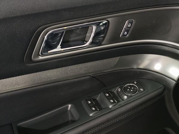 Ford Explorer V Рестайлинг 2 с пробегом 2019 года, цена 3 650 000 рублей, 41000 км, внедорожник, Автокод Объявления