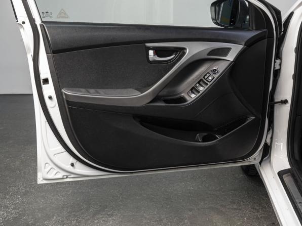 Hyundai Elantra V (MD) с пробегом 2014 года, цена 1 095 000 рублей, 215433 км, седан, Автокод Объявления