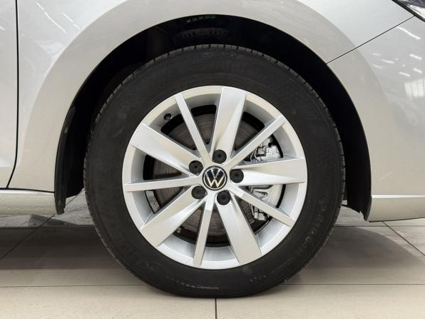 Volkswagen Polo VI с пробегом 2020 года, цена 1 430 000 рублей, 142507 км, лифтбек, Автокод Объявления