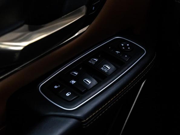 Ram 1500 V с пробегом 2022 года, цена 6 920 100 рублей, 67253 км, offers.body_type.unknown, Автокод Объявления