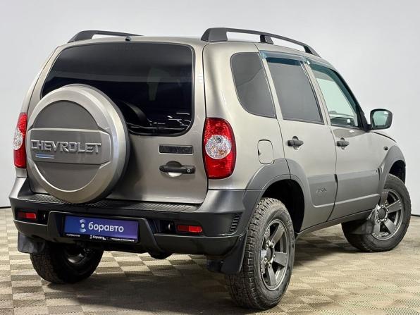 Chevrolet Niva I Рестайлинг с пробегом 2020 года, цена 925 000 рублей, 79603 км, внедорожник, Автокод Объявления
