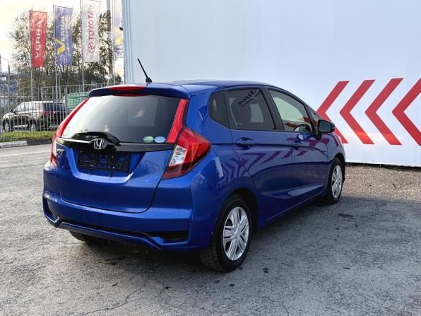 Honda Fit III Рестайлинг с пробегом 2018 года, цена 1 220 000 рублей, 68624 км, хэтчбек, Автокод Объявления