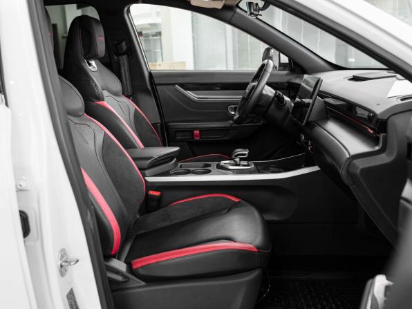 JETOUR DASHING I с пробегом 2024 года, цена 1 795 000 рублей, 37092 км, внедорожник, Автокод Объявления