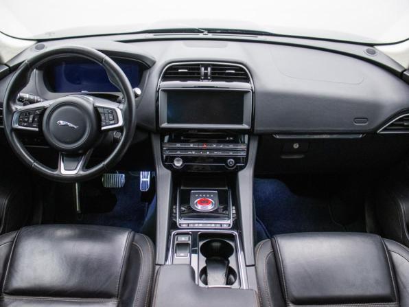 Jaguar F-Pace I с пробегом 2018 года, цена 3 090 000 рублей, 74100 км, внедорожник, Автокод Объявления