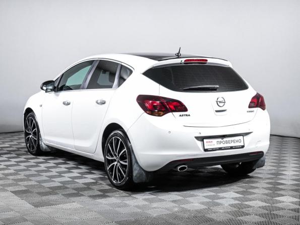 Opel Astra J с пробегом 2011 года, цена 850 000 рублей, 137834 км, хэтчбек, Автокод Объявления