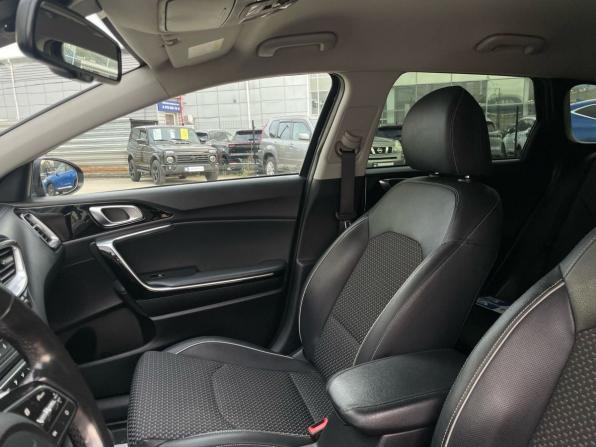 Kia Ceed III с пробегом 2019 года, цена 1 387 000 рублей, 172800 км, универсал, Автокод Объявления
