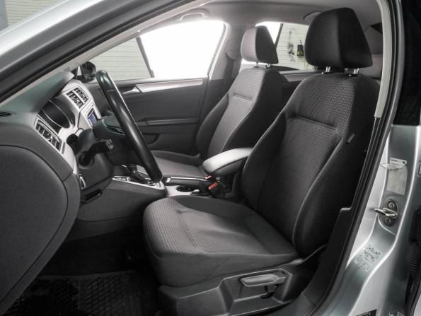 Volkswagen Jetta VI Рестайлинг с пробегом 2014 года, цена 1 299 000 рублей, 120734 км, седан, Автокод Объявления