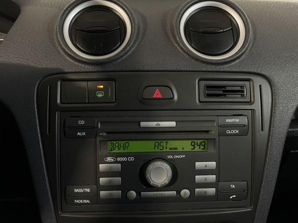 Ford Fusion I Рестайлинг с пробегом 2006 года, цена 369 999 рублей, 283337 км, хэтчбек, Автокод Объявления