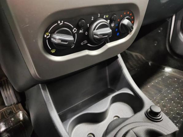 Renault Sandero II с пробегом 2014 года, цена 635 860 рублей, 144727 км, хэтчбек, Автокод Объявления