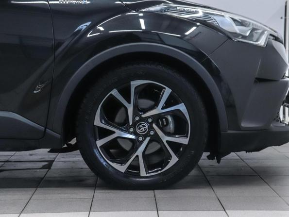 Toyota C-HR I с пробегом 2017 года, цена 1 899 000 рублей, 98527 км, внедорожник, Автокод Объявления