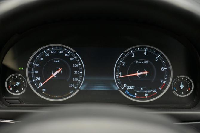 BMW 5 серии VI (F10/F11/F07) Рестайлинг с пробегом 2015 года, цена 2 195 000 рублей, 105161 км, седан, Автокод Объявления