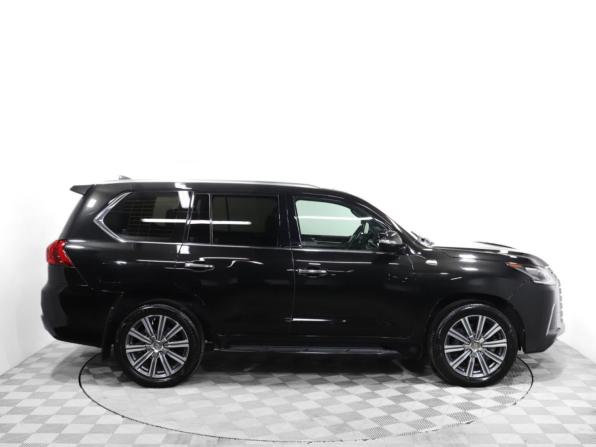 Lexus LX III Рестайлинг 2 с пробегом 2016 года, цена 6 700 000 рублей, 197946 км, внедорожник, Автокод Объявления