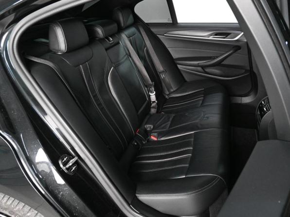 BMW 5 серии VII (G30/G31/G38) Рестайлинг с пробегом 2021 года, цена 4 099 000 рублей, 118748 км, седан, Автокод Объявления