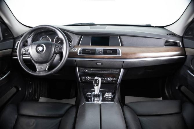 BMW 5 серии VI (F10/F11/F07) с пробегом 2010 года, цена 1 849 000 рублей, 246000 км, универсал, Автокод Объявления