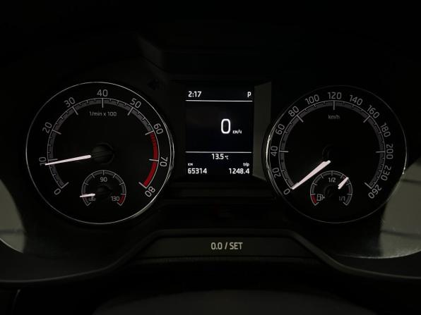 Skoda Octavia III (A7) Рестайлинг с пробегом 2020 года, цена 1 990 000 рублей, 65000 км, лифтбек, Автокод Объявления