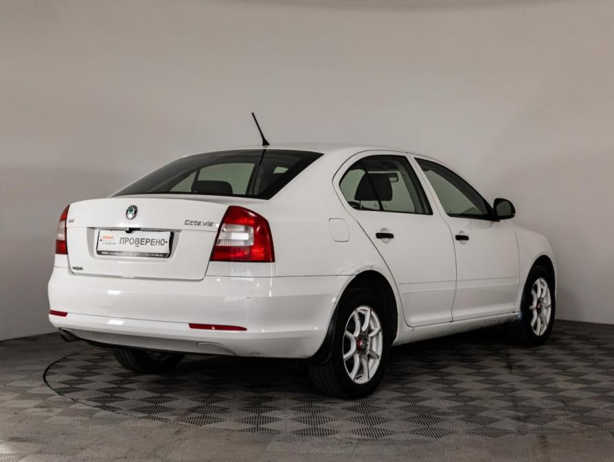Skoda Octavia II (A5) Рестайлинг Санкт-Петербург  - изображение 6