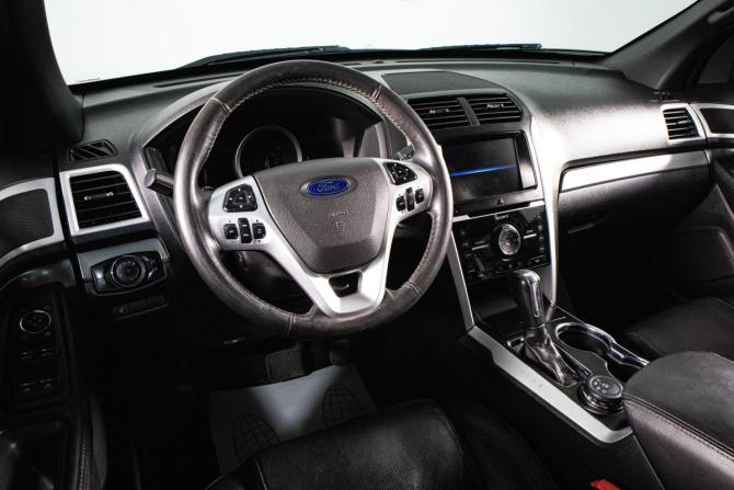 Ford Explorer V с пробегом 2015 года, цена 2 599 000 рублей, 185555 км, внедорожник, Автокод Объявления