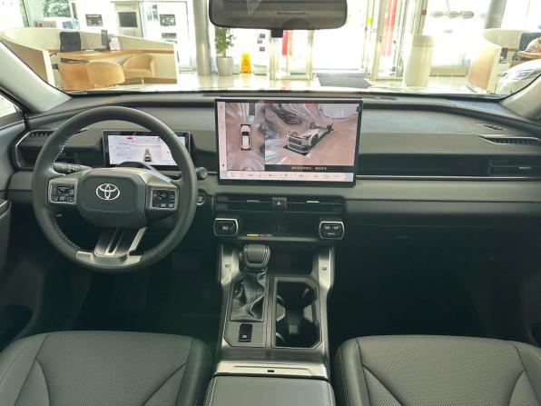 Toyota RAV4 VI (XA60) с пробегом 2026 года, цена 4 250 000 рублей, 7 км, внедорожник, Автокод Объявления