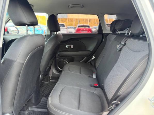 Kia Soul II Рестайлинг с пробегом 2019 года, цена 1 555 000 рублей, 120000 км, хэтчбек, Автокод Объявления