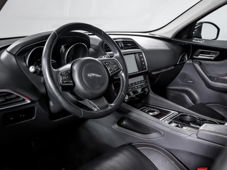 Jaguar F-Pace I Москва  - изображение 14