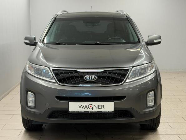 Kia Sorento II Рестайлинг с пробегом 2018 года, цена 1 699 000 рублей, 224512 км, внедорожник, Автокод Объявления