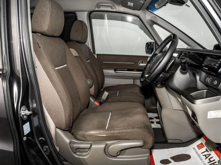 Honda Stepwgn V Рестайлинг Иркутск  - изображение 5