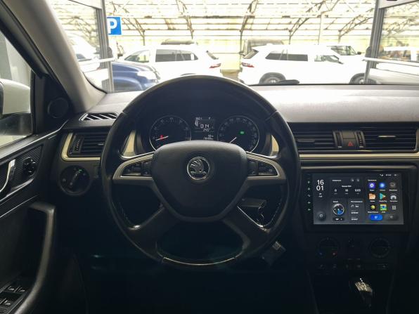 Skoda Rapid I с пробегом 2015 года, цена 736 000 рублей, 175000 км, лифтбек, Автокод Объявления