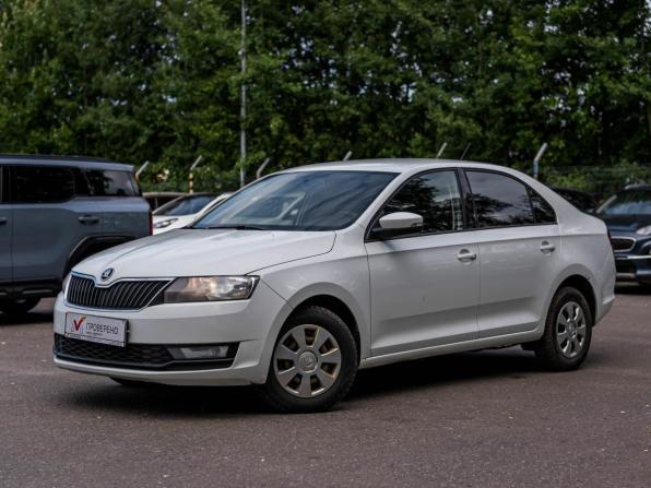 Skoda Rapid I Рестайлинг с пробегом 2018 года, цена 895 000 рублей, 250200 км, лифтбек, Автокод Объявления