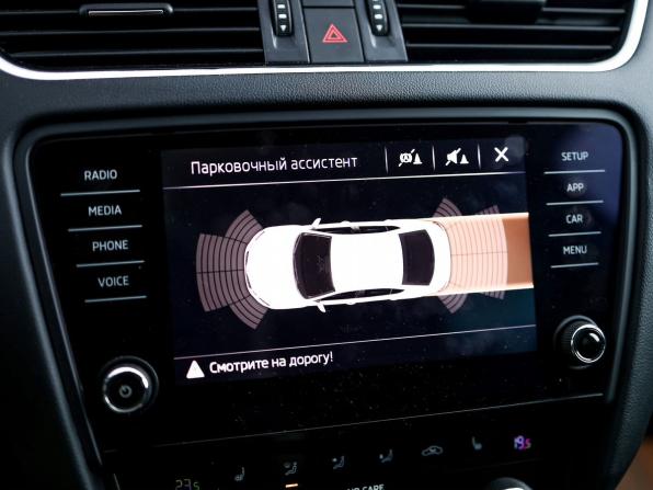 Skoda Octavia III (A7) Рестайлинг с пробегом 2017 года, цена 1 599 000 рублей, 186796 км, лифтбек, Автокод Объявления