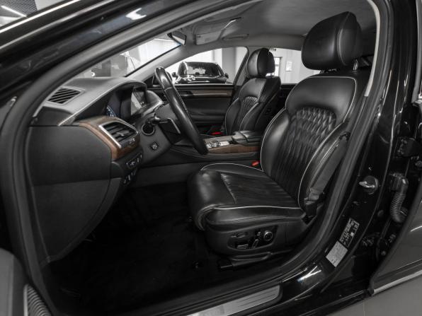Genesis G90 I Рестайлинг с пробегом 2019 года, цена 3 350 000 рублей, 163475 км, седан, Автокод Объявления